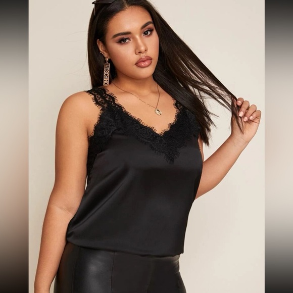 Black satin lace strap tank top - Picture 4 of 5